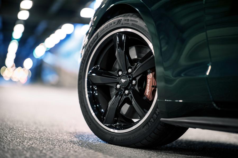 Колеса Ford Mustang Bullitt 2018 года  (NA) (фото 2 из 40)
